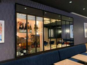 Verrière montants noirs